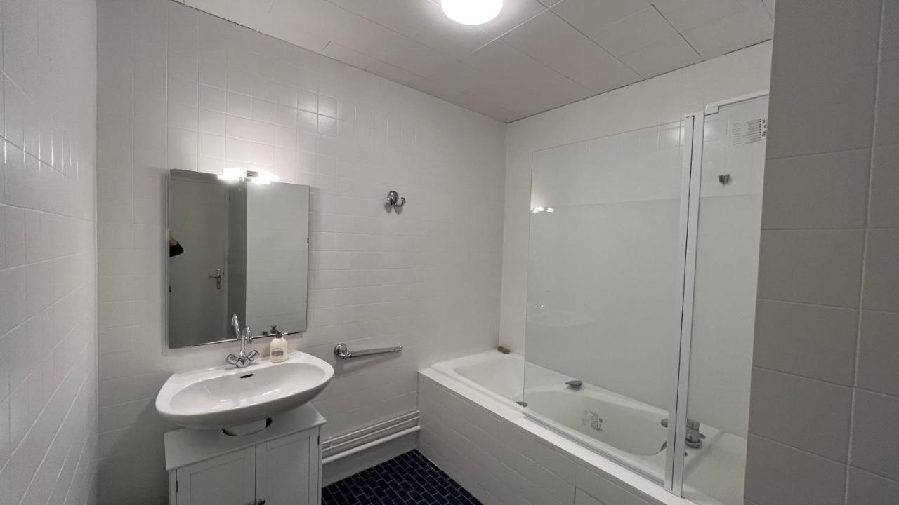 Appartement T4 70M2 - Meuble - Centre Ville - Proche Thermes ลงส์-เลอ-โซนีเย ภายนอก รูปภาพ